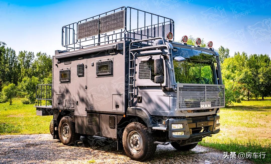 价格低的b级越野房车,顶级超重型越野房车蓝牌