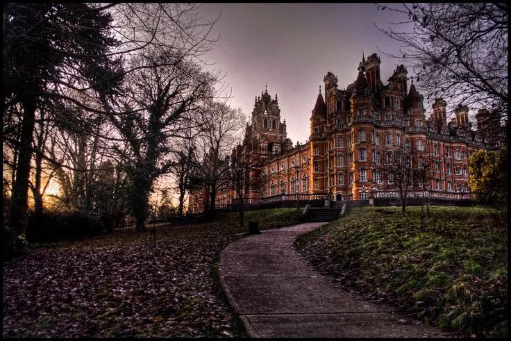 有多年工作经历的国内大专或专升本，最适合去直硕的两所英国大学