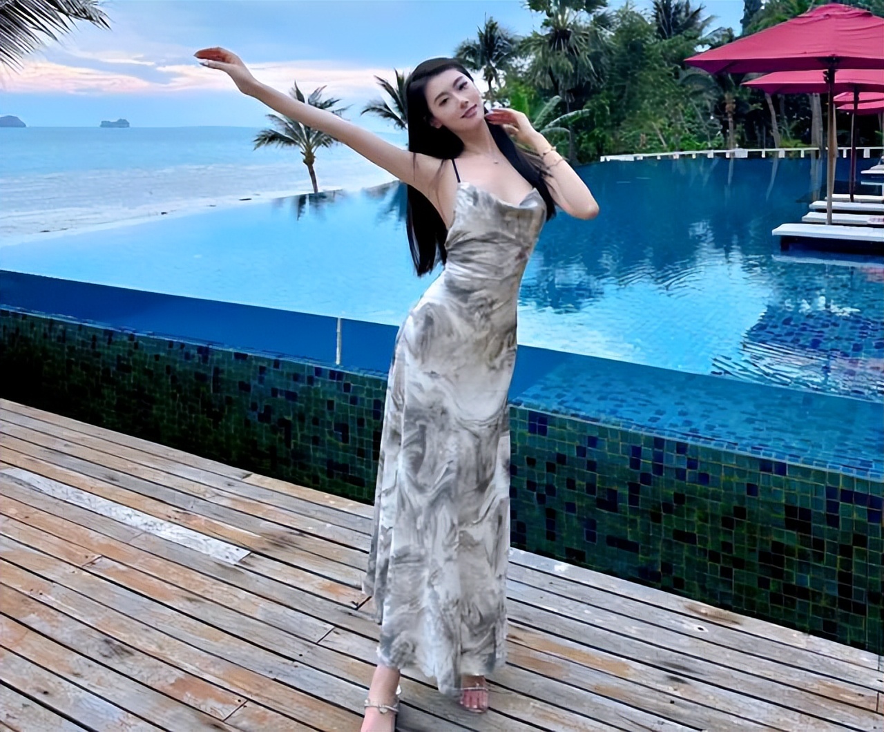 郭艾伦潘玮柏篮球,邓超郭艾伦完整视频