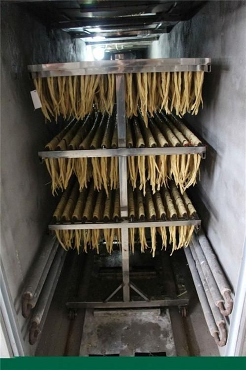 腐竹废渣蒸汽烘干机设备,腐竹微波烘干杀菌设备