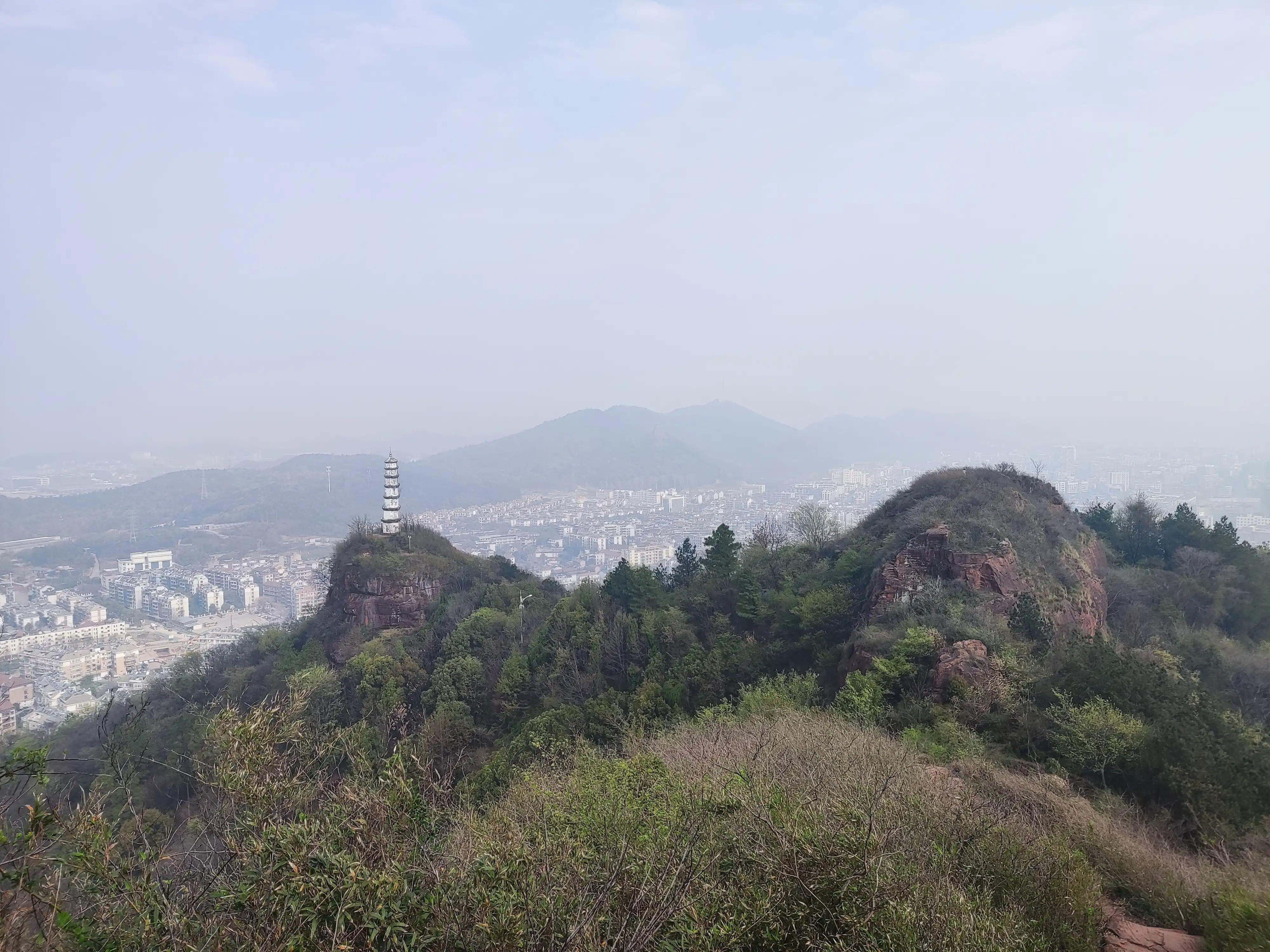 坐长途火车游中国,坐着火车旅行中国