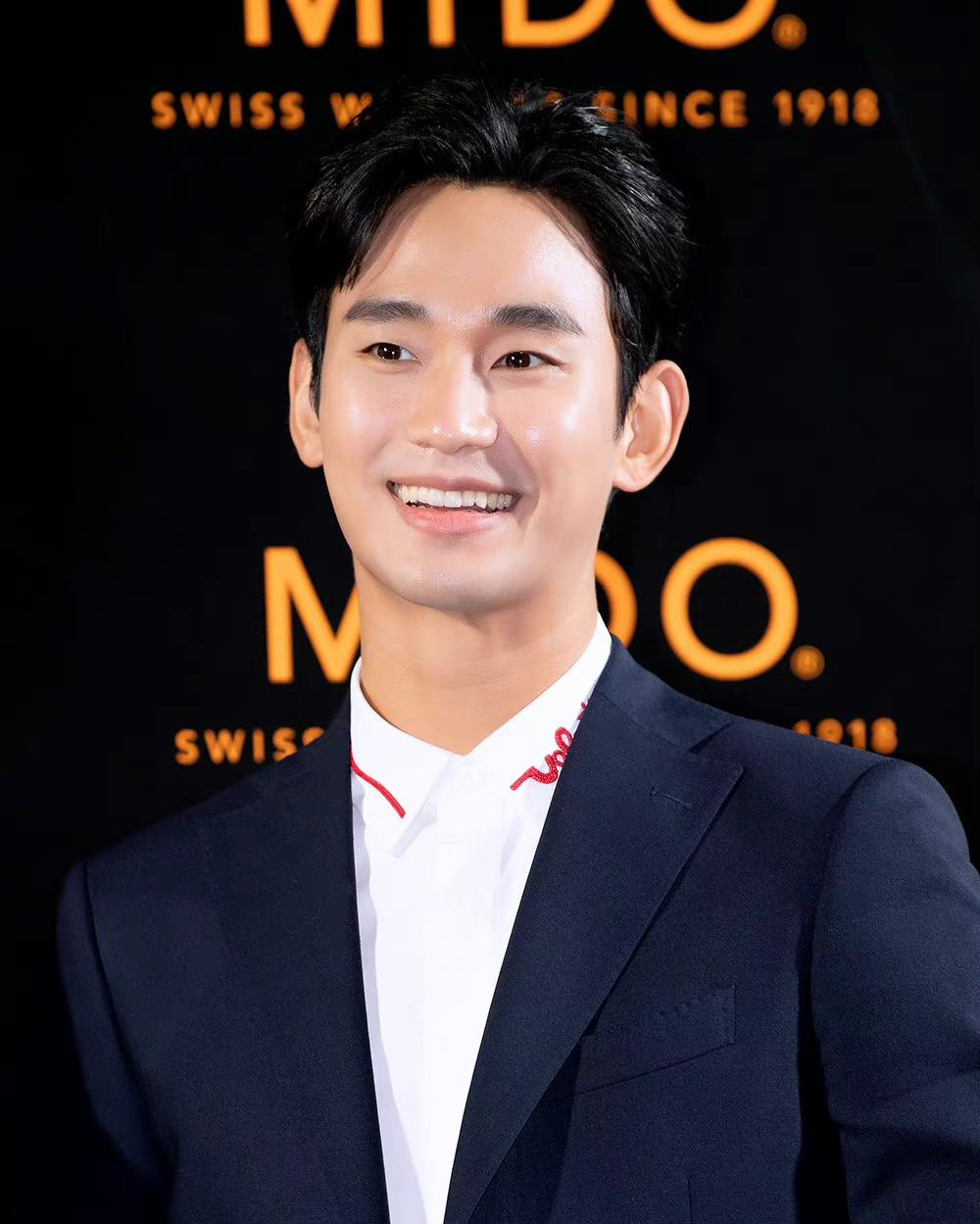 李敏镐李钟硕李栋旭孔刘,李敏镐李钟硕李栋旭的视频