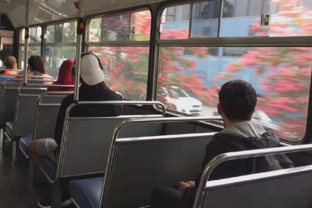 异地男朋友肚子疼该怎么办,半夜胃痛打电话给异地男友不理我