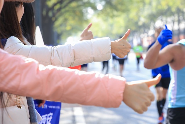 跑步不累的方法,跑步如何呼吸跑得快且不累视频