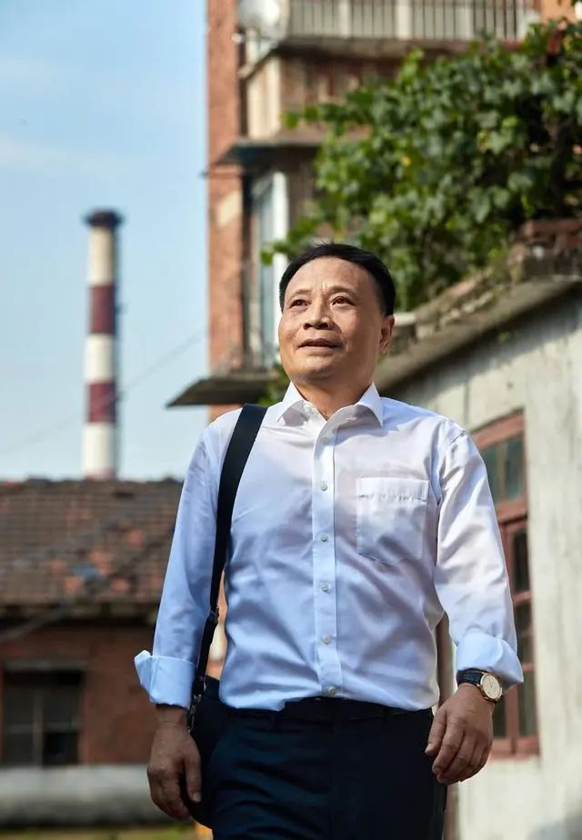 钢铁之歌中文版,钢铁之歌