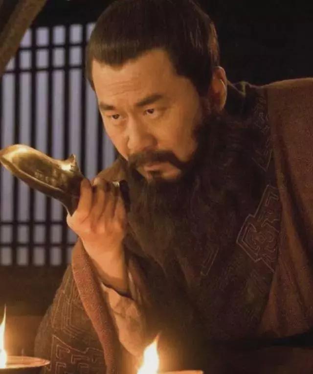 演技好的几位演员个个都是老戏骨,几个演技被老戏骨称赞的年轻演员