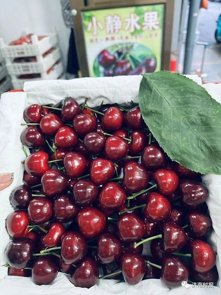 济南市场上，很多人爱吃的这种水果上市了，价格也打听好了