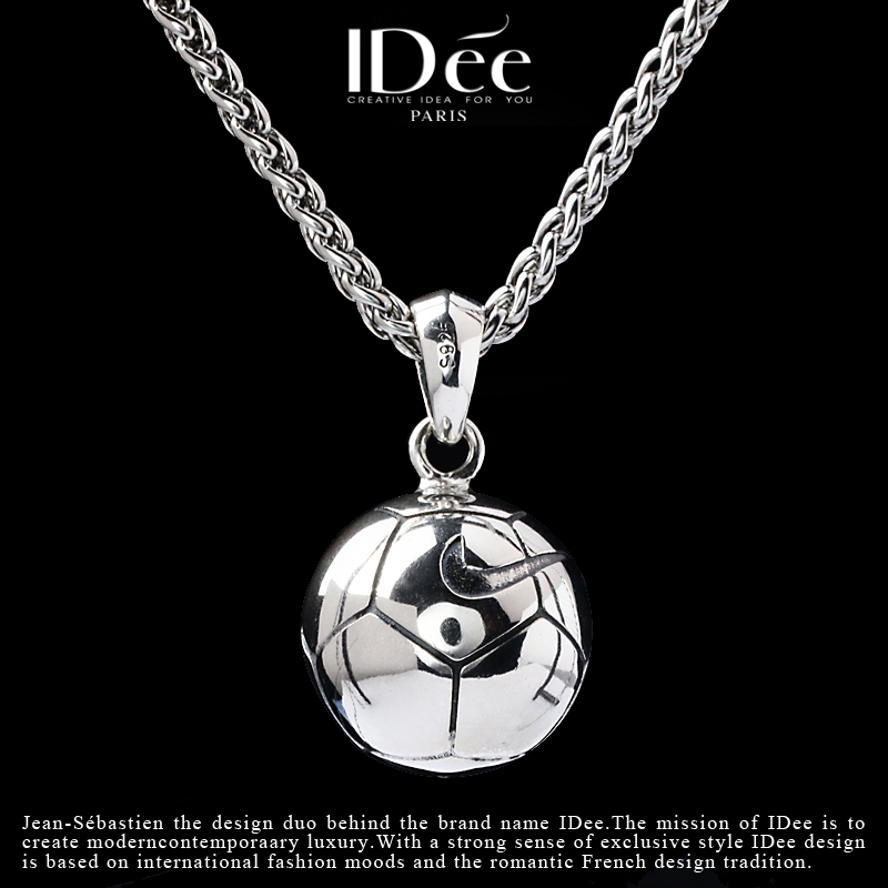 领路足球,银足球饰品
