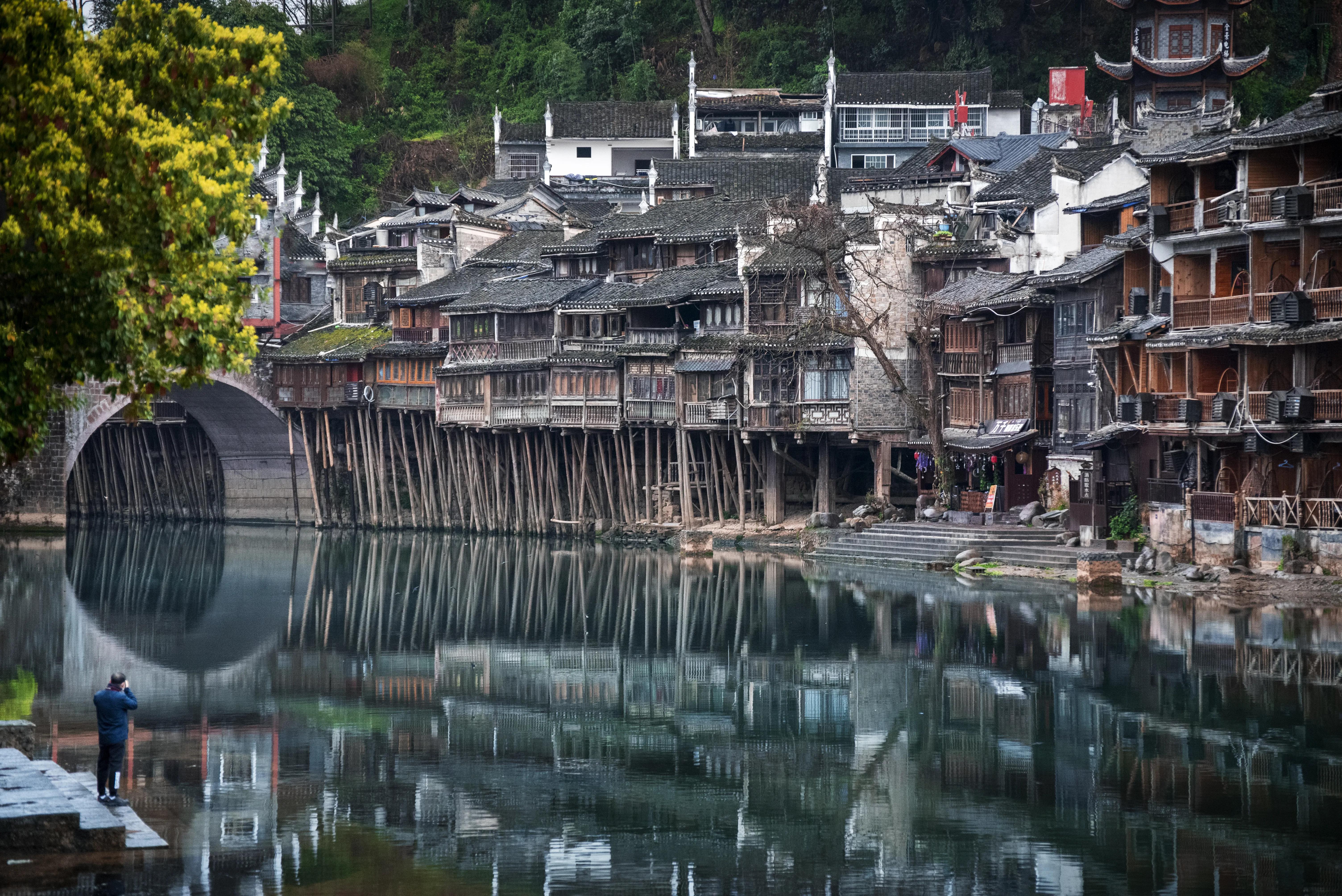 边城凤凰古城,边城凤凰古城好玩吗