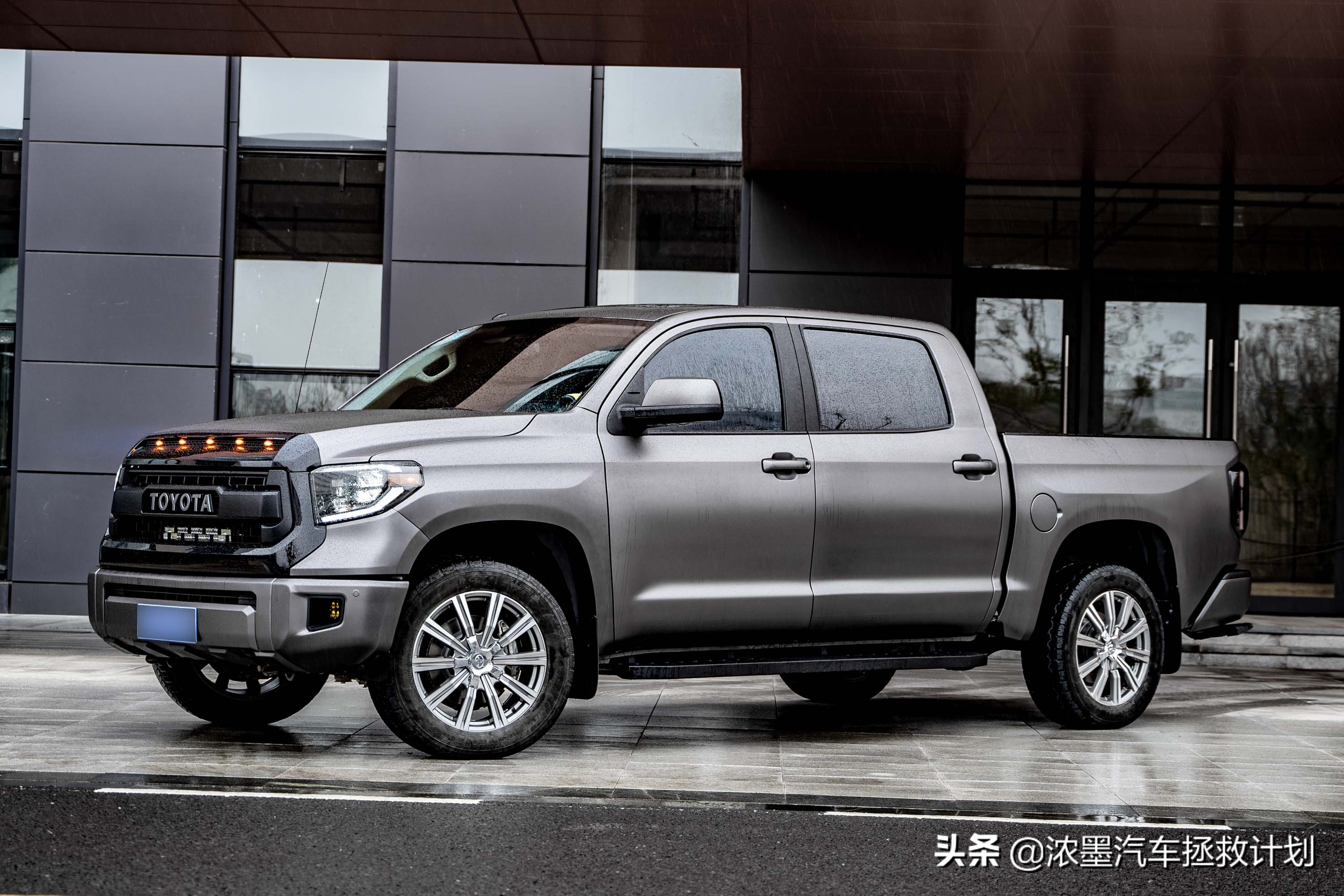 陆地碉堡｜匠心修复一台丰田坦途，完美复活后做百折不挠的攀登者