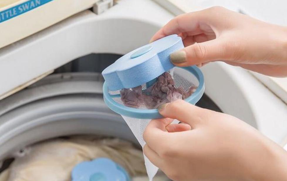 衣服清洗完后老粘毛,陈旧衣服如何洗焕然一新