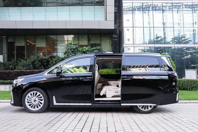 特斯拉和宝马丰田哪个更好,美国特斯拉和丰田哪个好