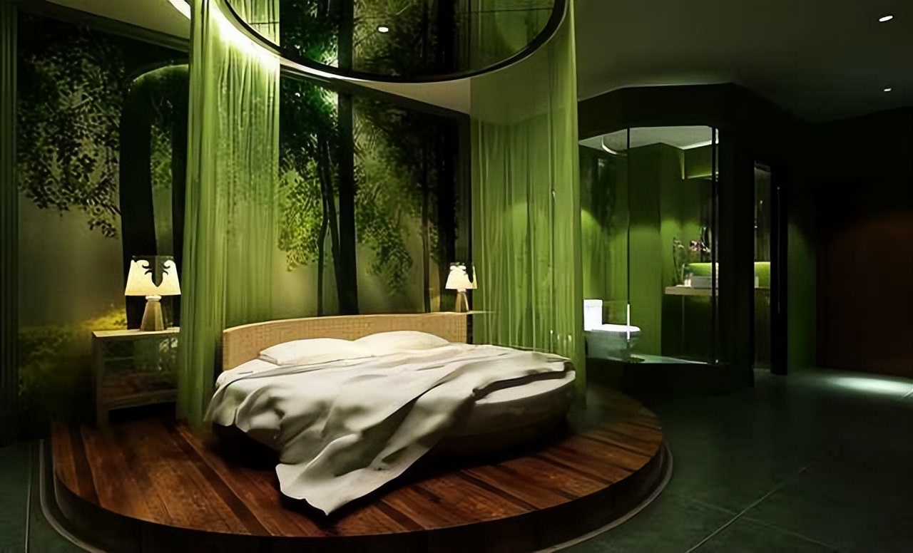 酒店里的水床为何深受年轻人青睐,宾馆水床的好处和坏处