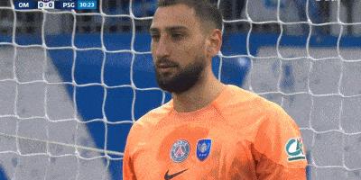 马赛vs巴黎圣日耳曼梅西传球,巴黎vs马赛姆巴佩梅西进球后庆祝