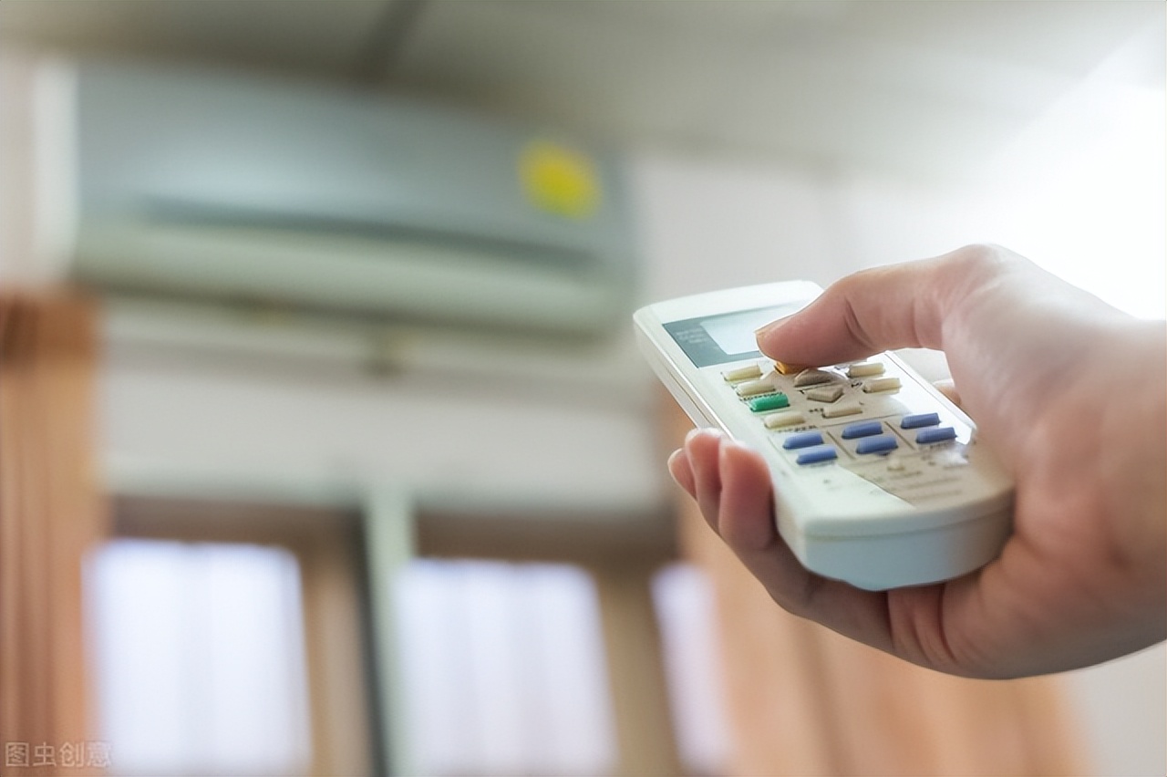 空调晚上开睡眠模式还是节能模式,空调调为睡眠模式一晚上用几度电