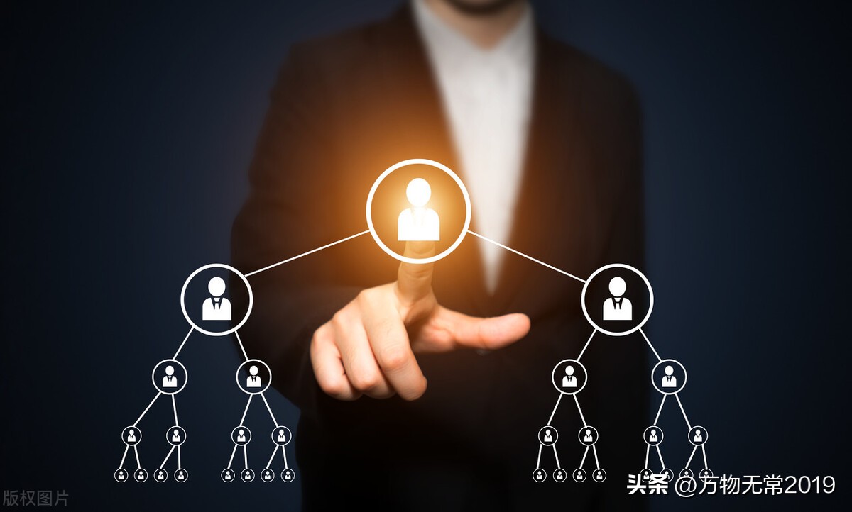 在单位领导批评我怎么办,在单位老被夸