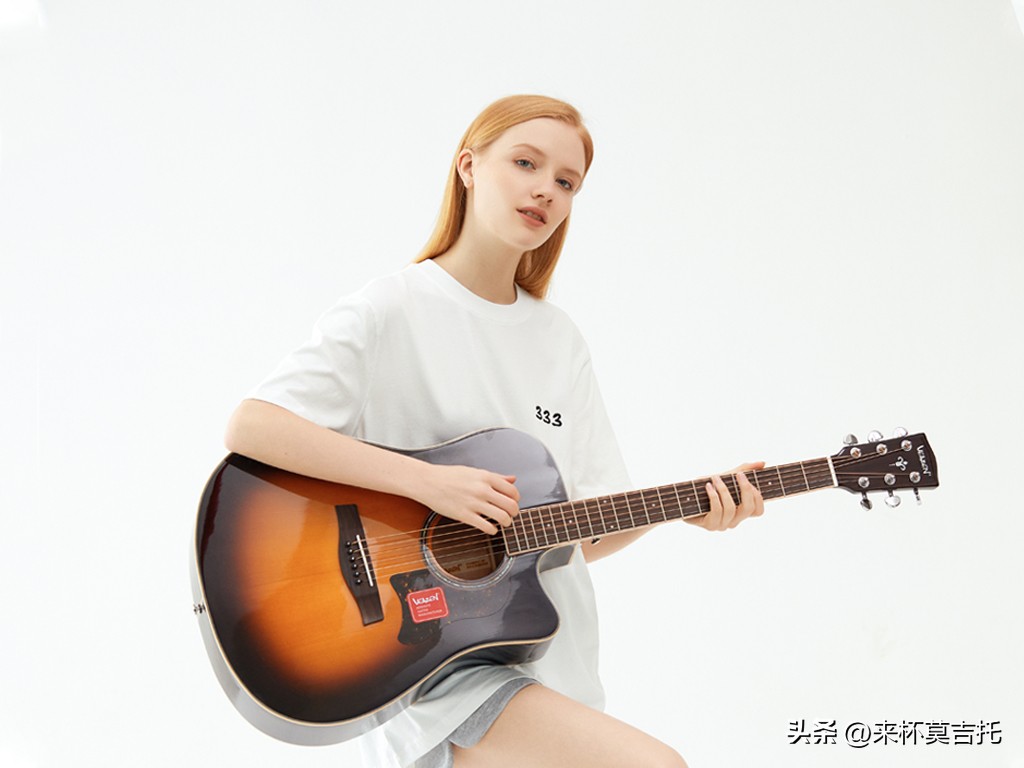 小白入门500到1000单板吉他推荐,费森vz200是单板吉他吗
