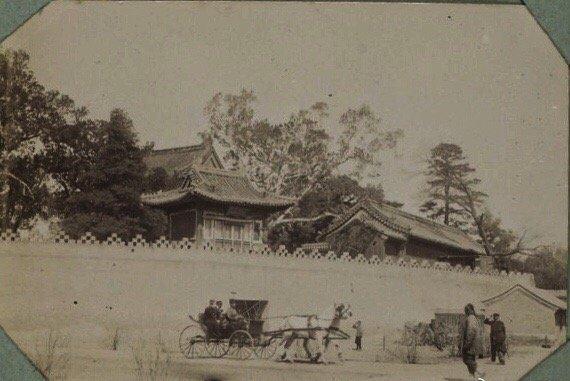 日军日记:*安妇慰**不服从管教,我很愤怒,用*刀刺**插入她的*体下**