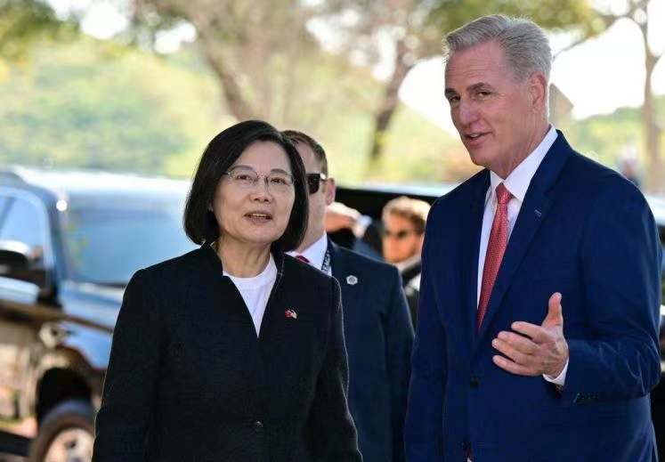 今天台湾人士来大陆商谈，蔡英文当局称贸易调查“超预期”