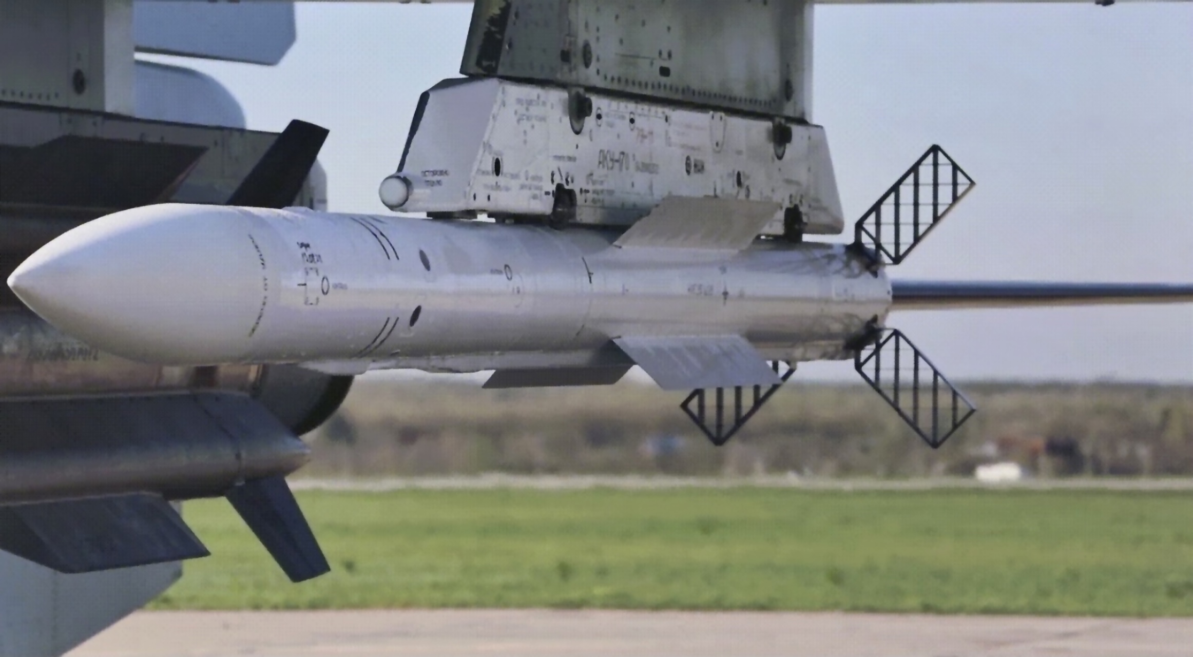 西方援助乌克兰多少架f16,西方援助乌克兰总共多少架f16