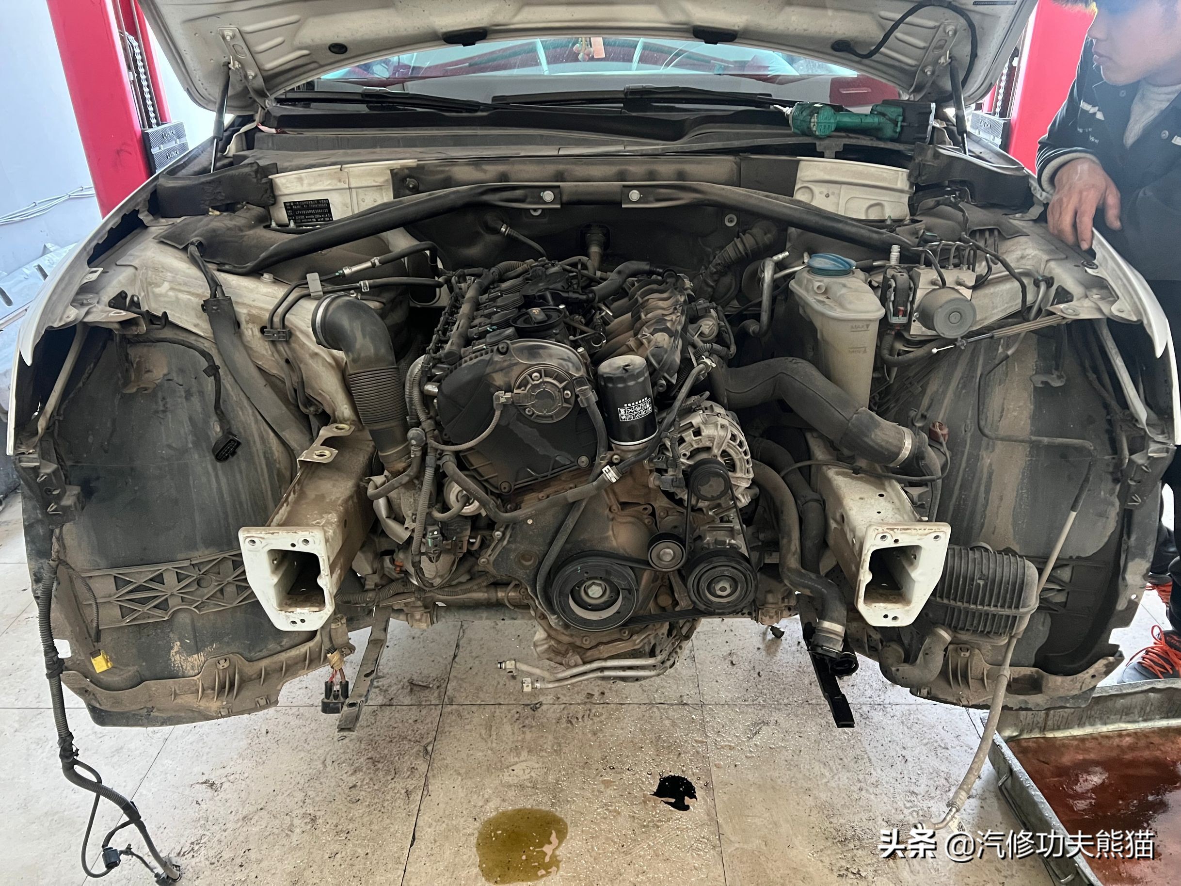 奥迪q5二手车烧机油,q5二手车大修翻新