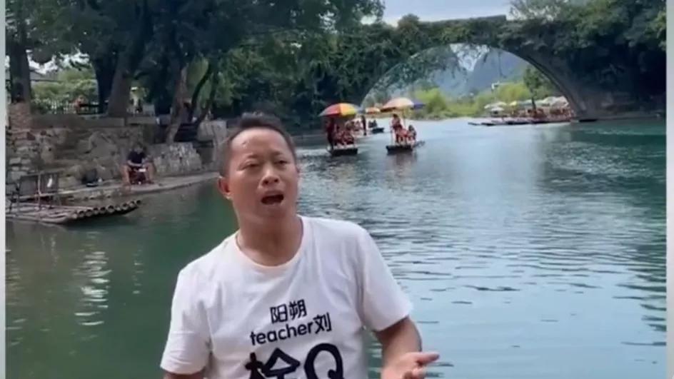 广西英文大叔唱英文歌原版,广西大叔英文歌曲