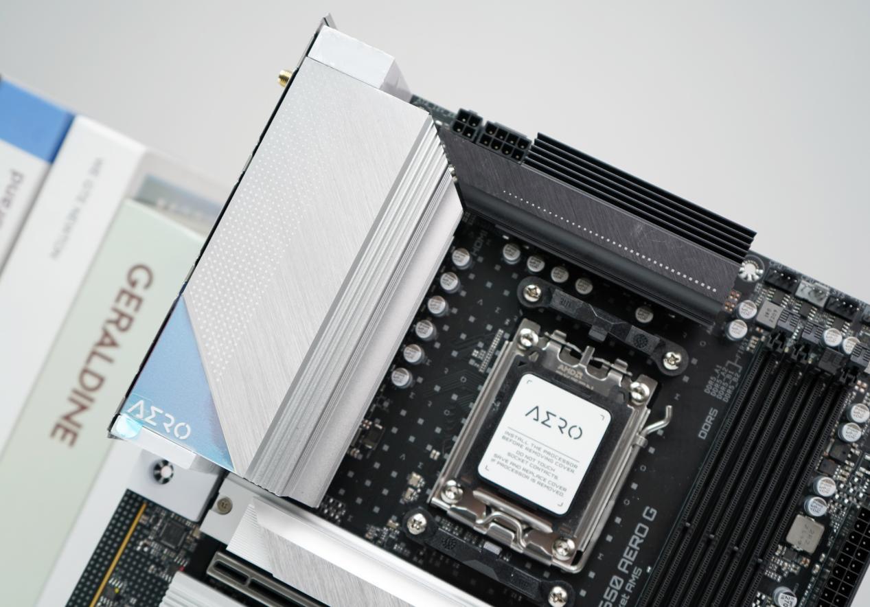 锐龙3700x配b450主板评测,锐龙53600配技嘉主板