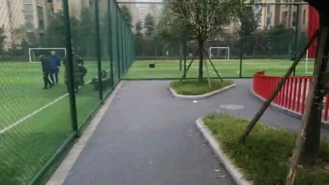 球场翻新要注意什么,球场翻新花哨