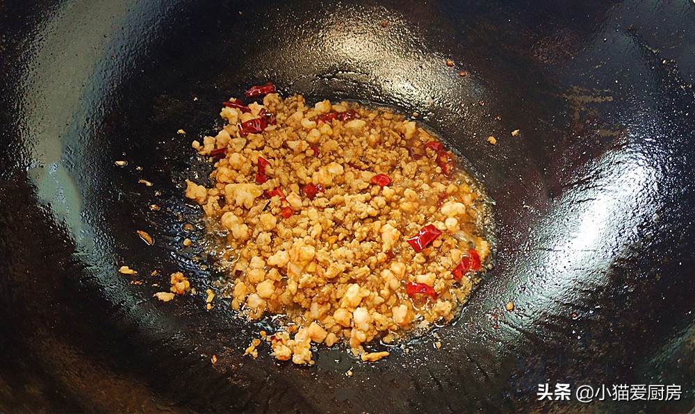 虾仁和菠菜怎么炒好吃又营养,虾仁鸡蛋炒菠菜怎么炒好吃