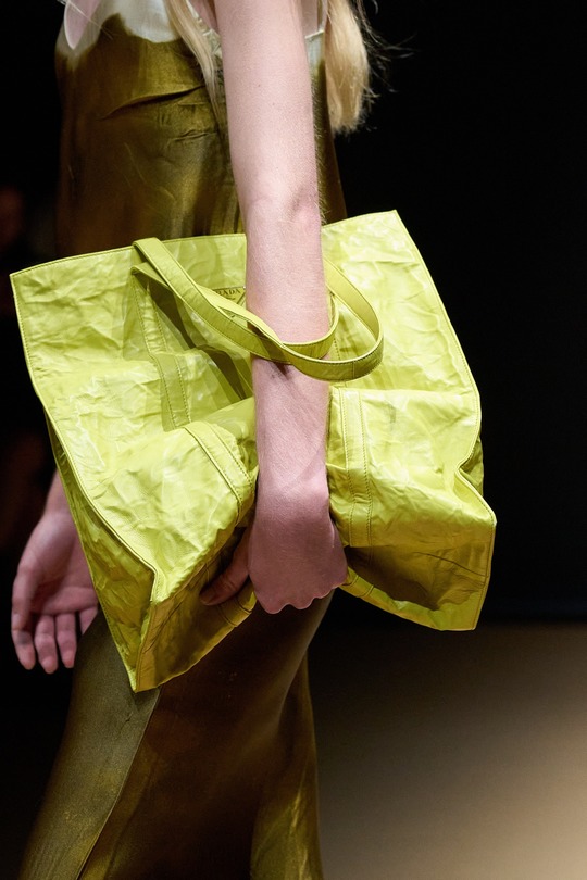 prada三合一牛皮版粉色,prada2023春夏新款图片