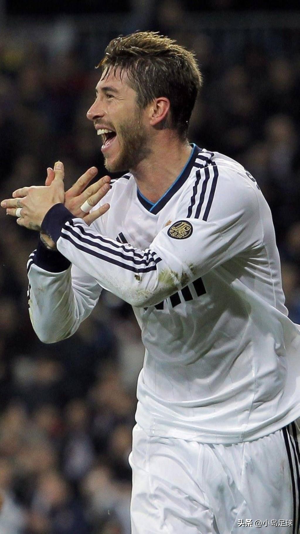 足球场上11个位置分别是什么,足球场上各个位置职责是什么