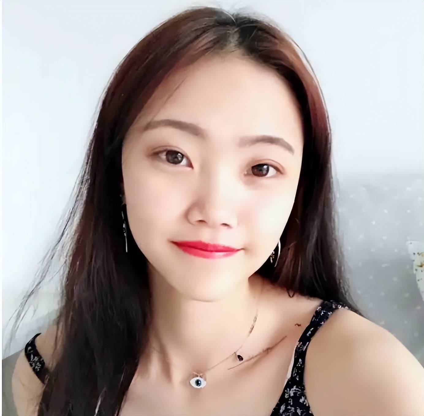 “口小衣食难全,鼻歪心意不端”,是啥意思?老祖宗的识人术准吗