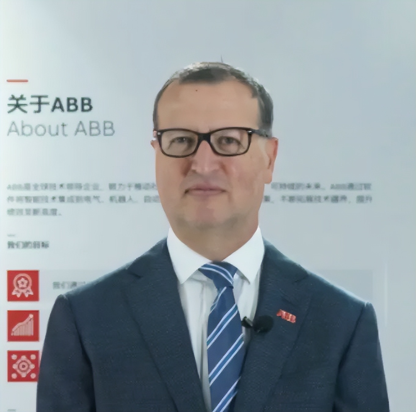 厦门荣誉市民,厦门通报表扬第一批先进个人