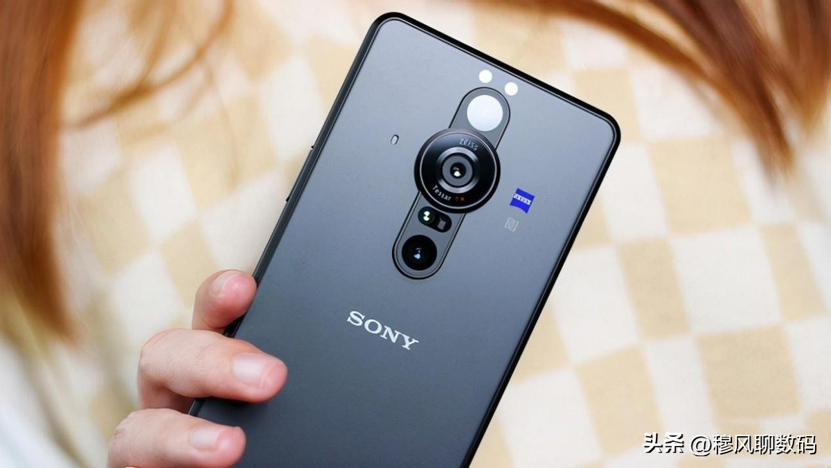 索尼怎么了？12G+512G降5100元，“微单手机”也不贵了