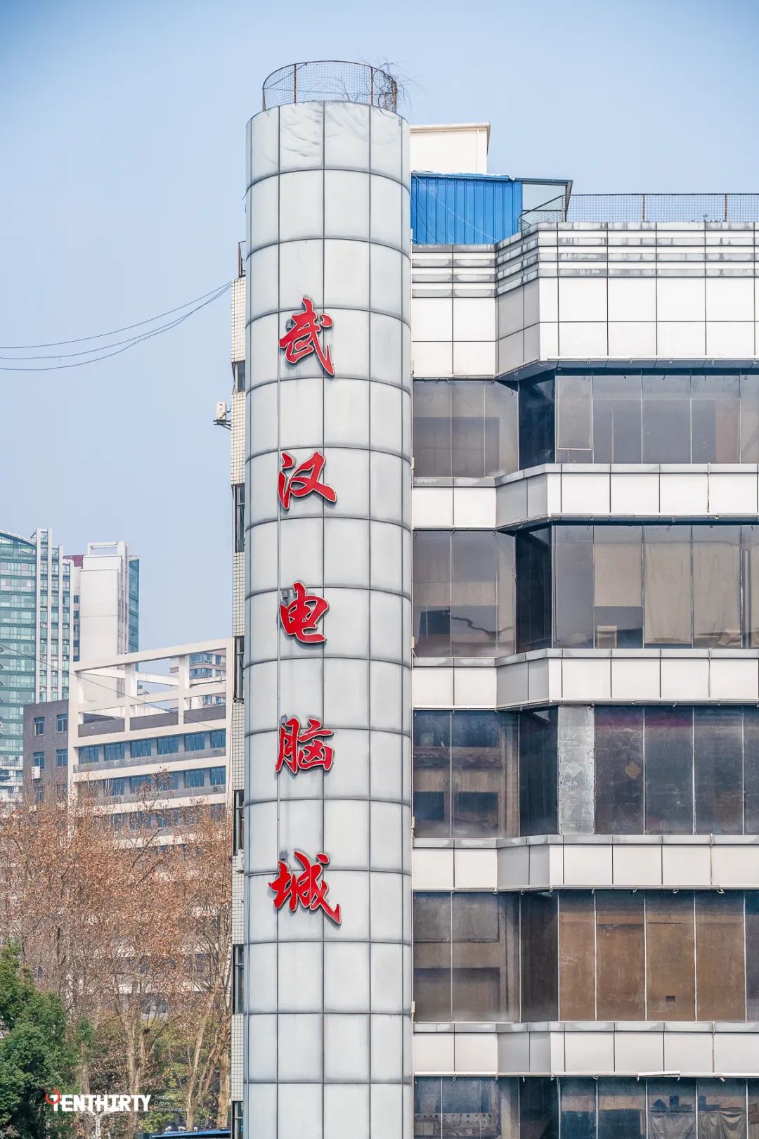 现在还有人去电脑城吗,到广埠屯买电脑再去光谷找工作