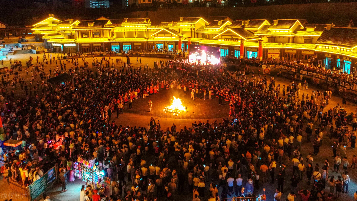 教师收入低副业,老师工资少可以干什么副业