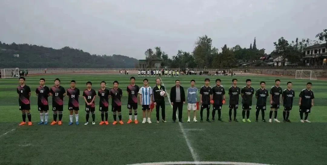 四川宜宾六中足球比赛,李庄中心小学校足球比赛