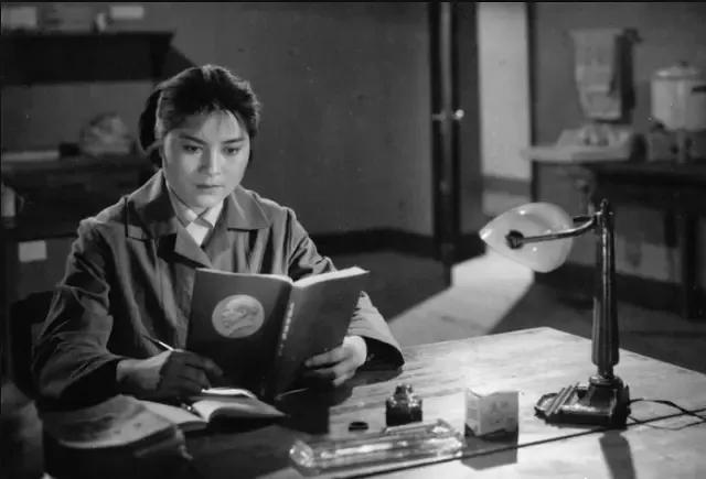 老电影小足球队员在线观看,60年代老电影小足球队员完整版