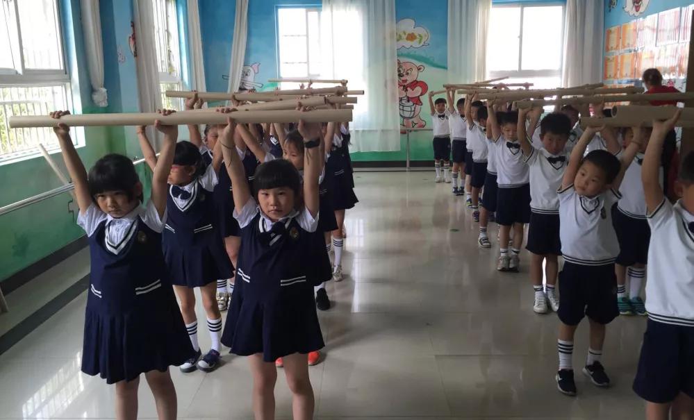 合作共赢战略合作协议,合作共赢发展举行签约仪式