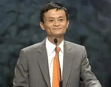 马云成功背后也依靠“做人”