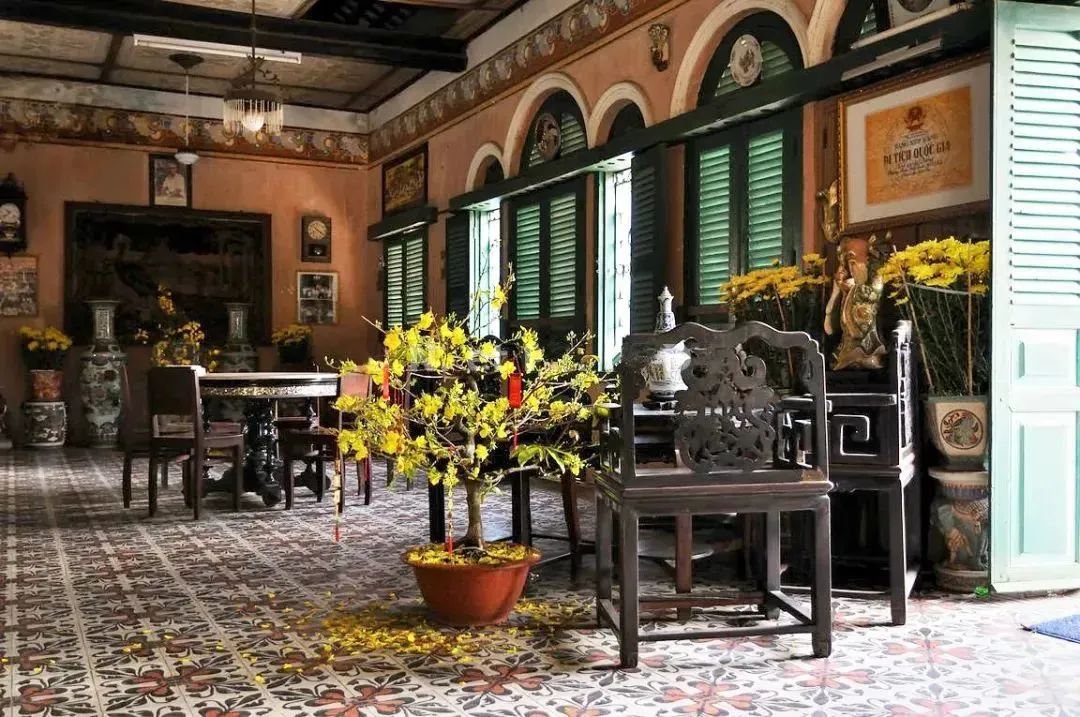 复古南洋风，这浓郁的电影氛围感真的很上头