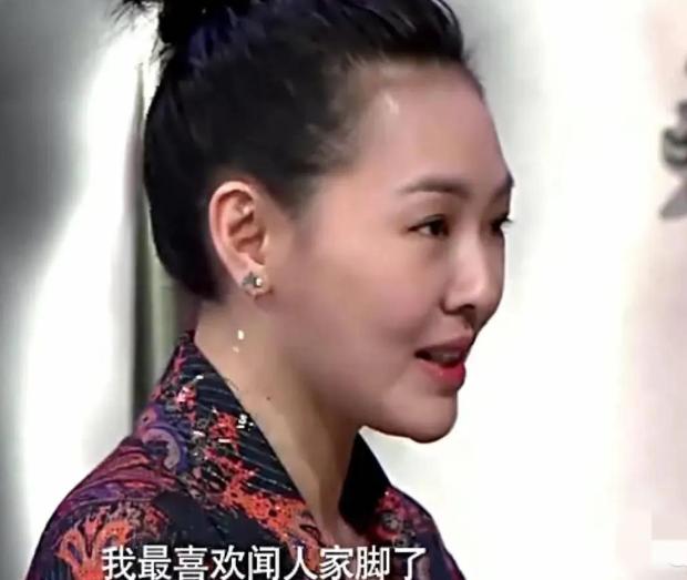 靠肩撒娇、摸脸掐腰、强吻壁咚，没分寸感的女明星算不算耍流氓？