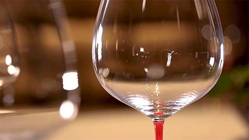 法国葡萄酒酿制教程全过程,正确的葡萄酒酿制方法是什么