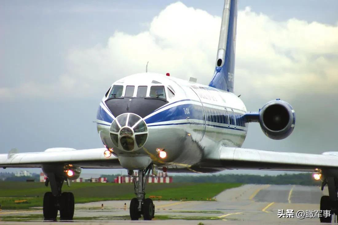 俄罗斯空军战机一览表,俄罗斯空军军衔对照表