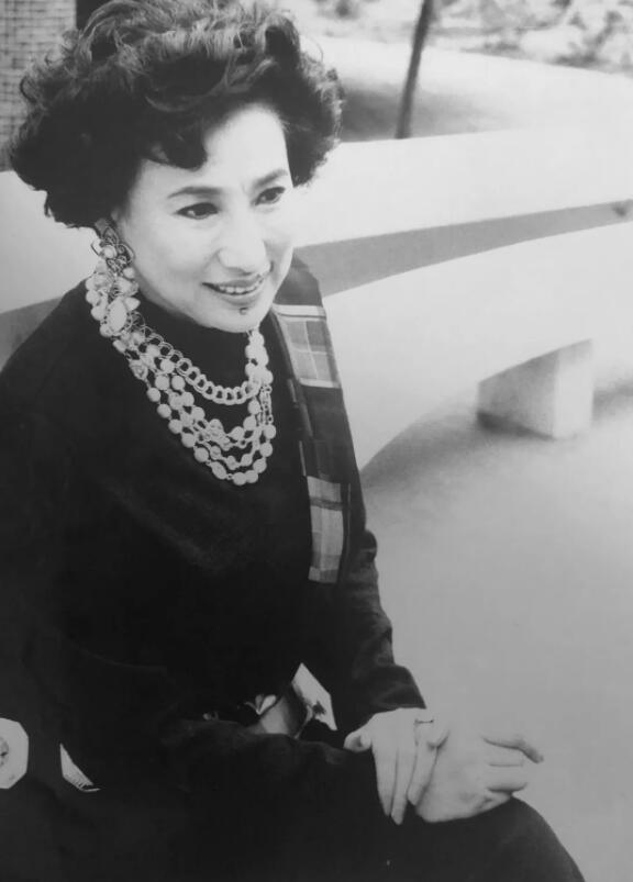 张德兰粤语歌曲84年演唱会,张德兰2004经典金曲演唱会下载