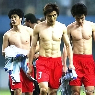 中国足球到底要不要发展,足协新政能让中国足球触底反弹吗