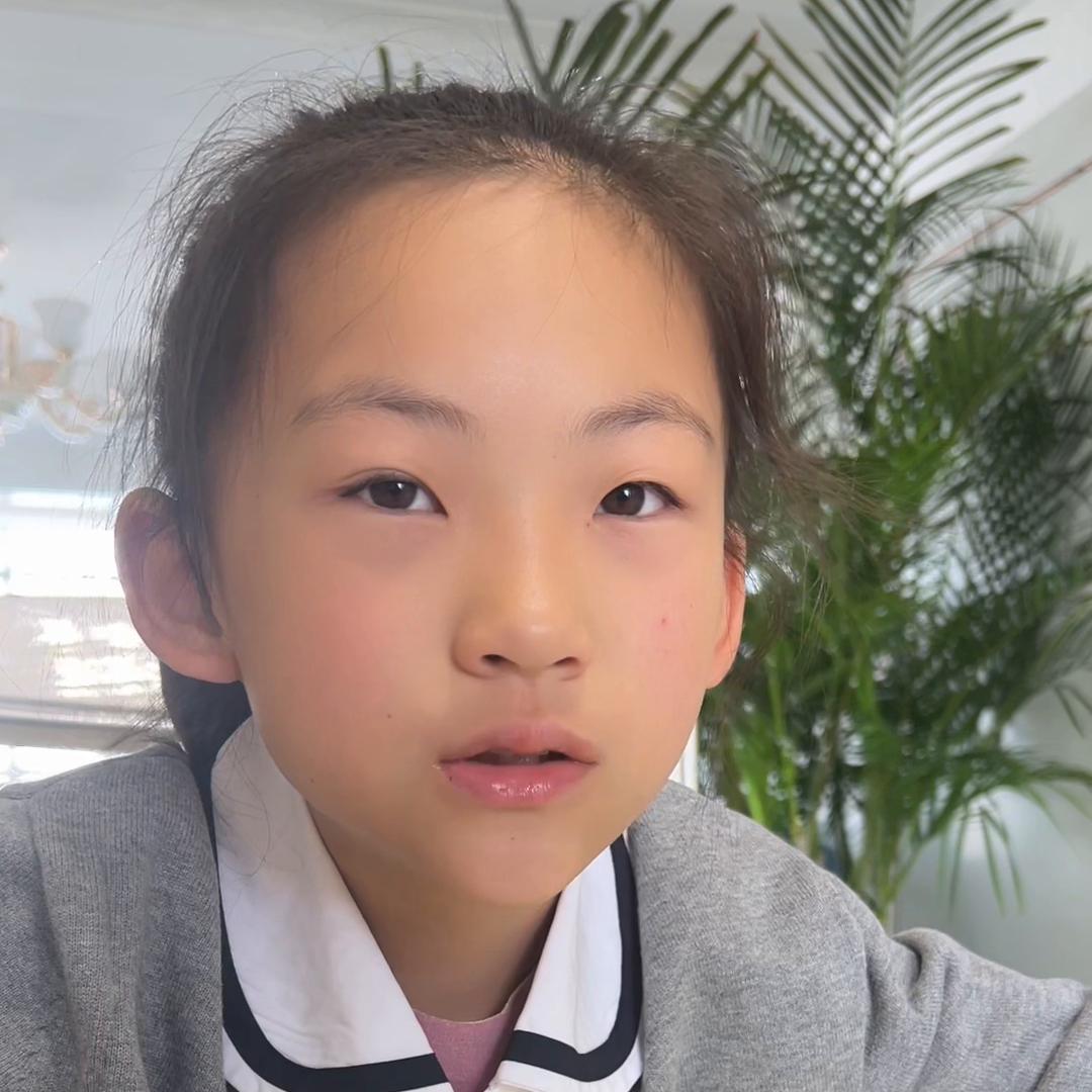 每天用精油刮脸可以祛斑,每天精油刮脸100下