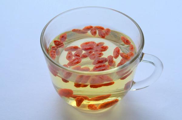 女人早上口干口苦喝点什么茶,口干口苦口臭喝什么茶效果最好