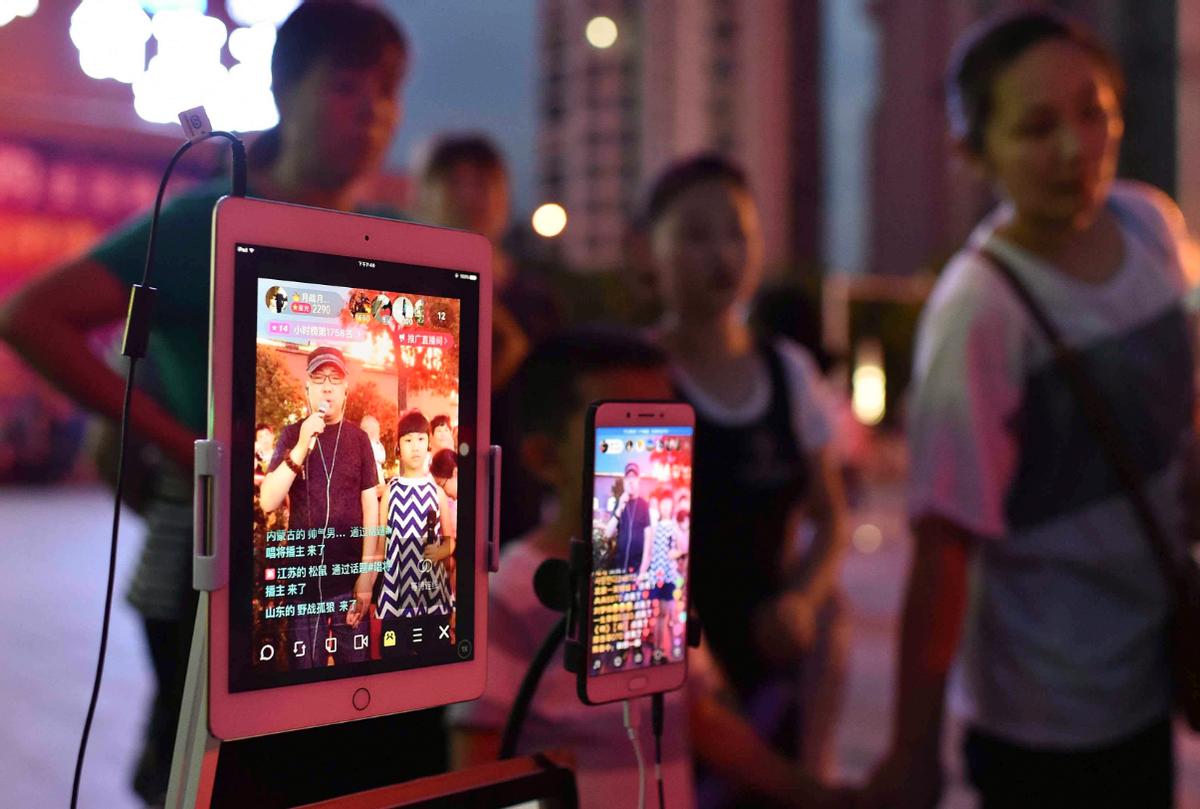 我，30岁被裁员，从一名普通职员成为自由职业者，实现财务自由