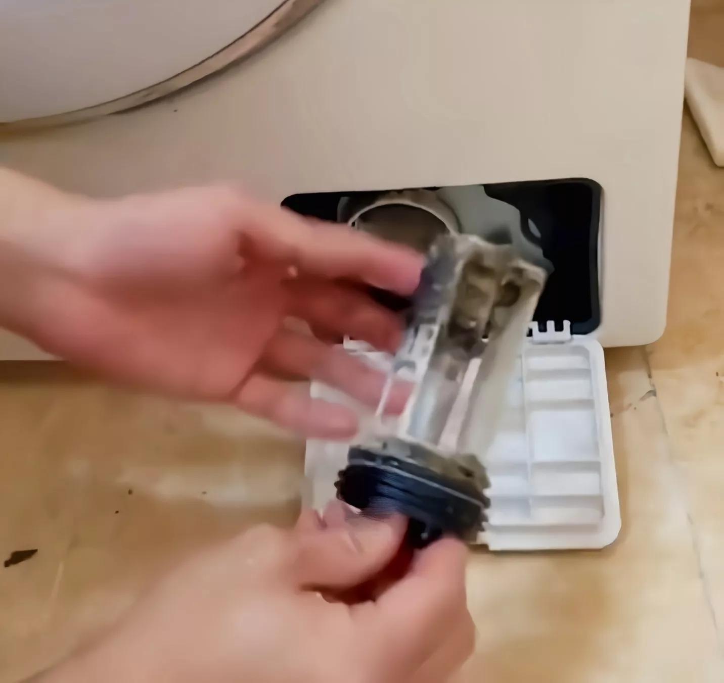 教你6个小技巧衣服干净如新,不可水洗的衣服应该怎么清洗